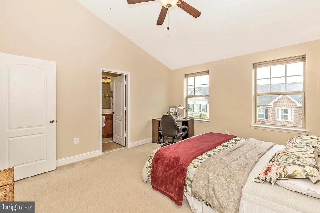11882 Country Squire Way - Photo 22