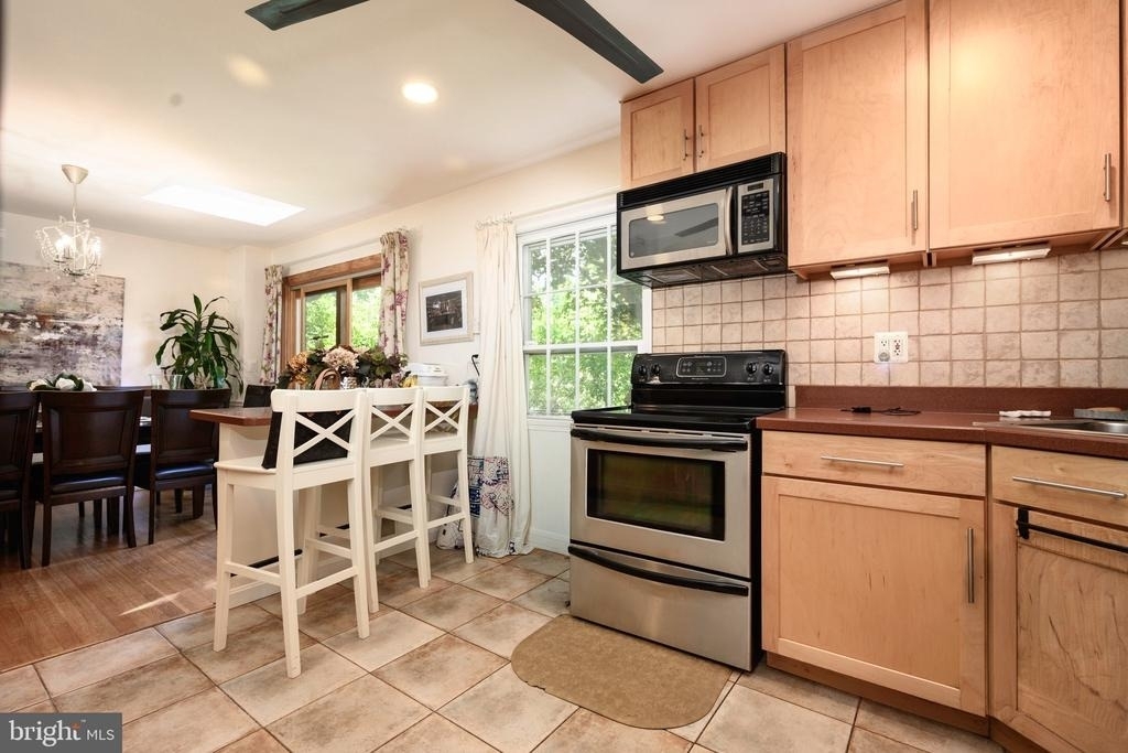 11708 Magruder Lane - Photo 35