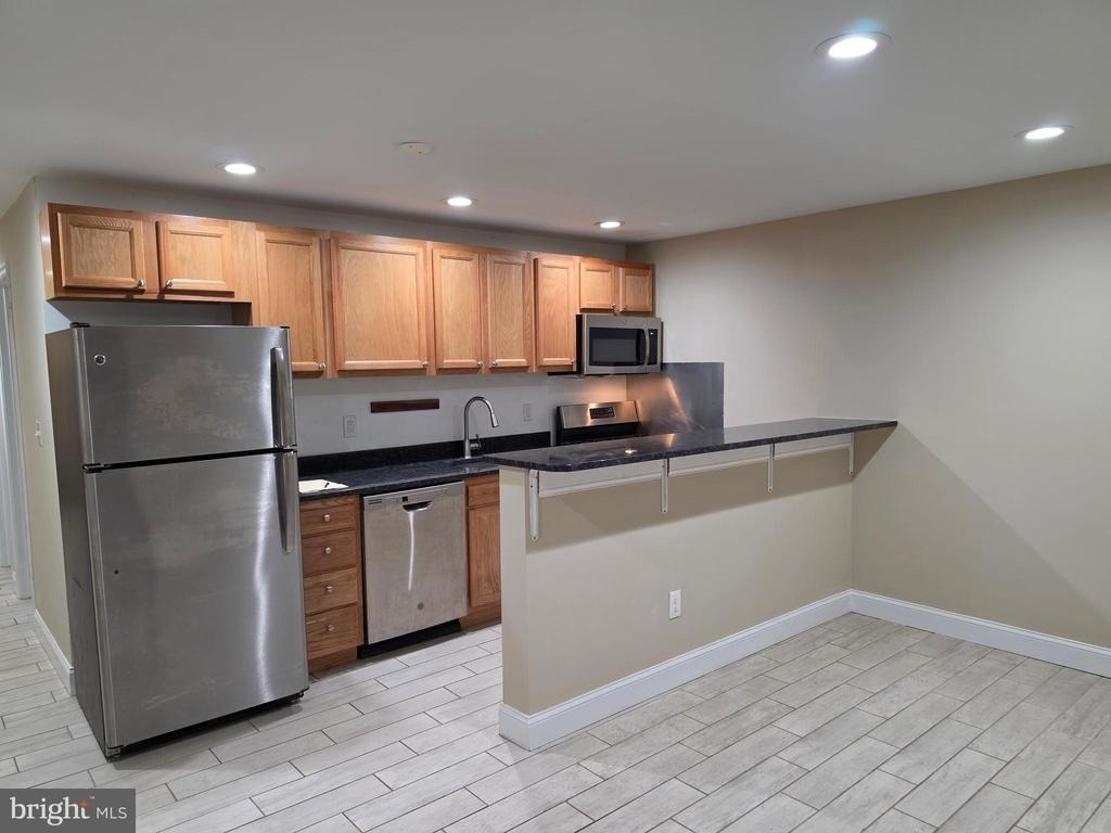 610 Kennebec Avenue - Photo 1