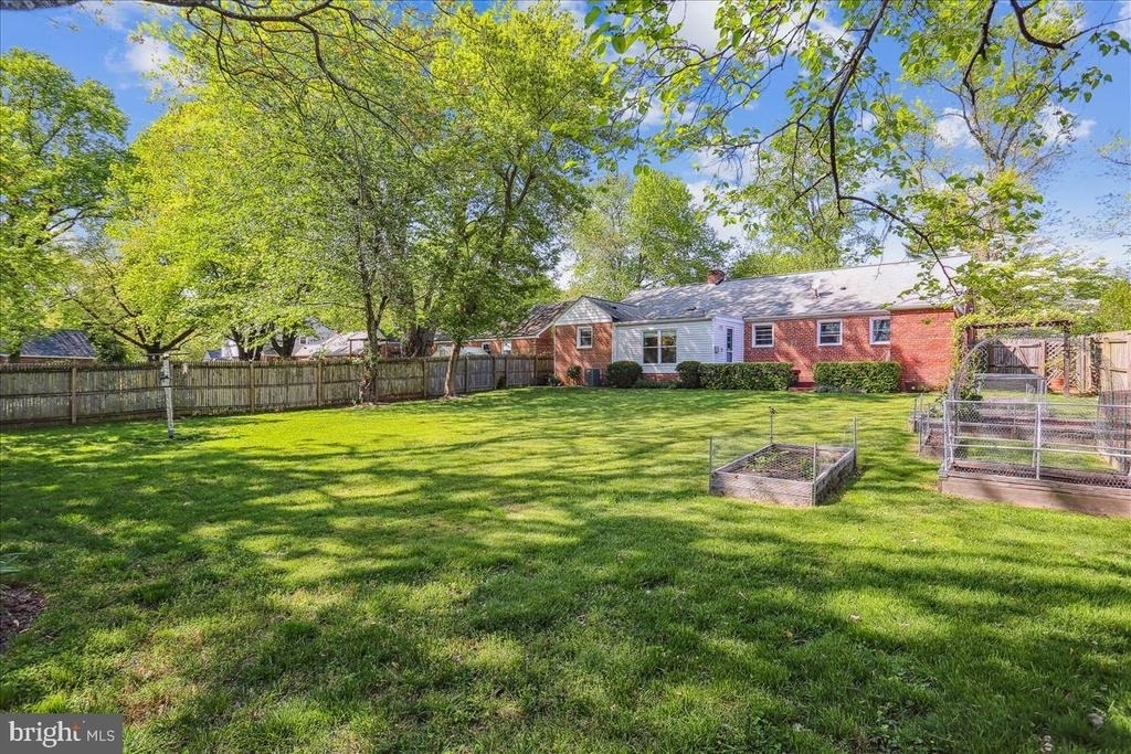 1806 Arcola Avenue - Photo 19