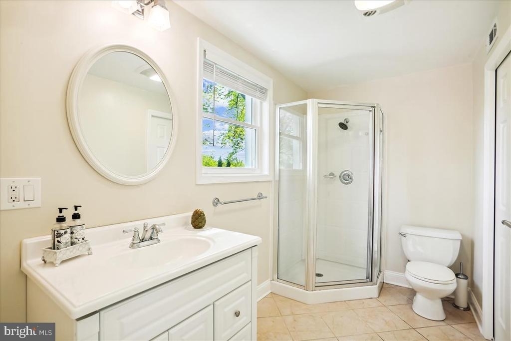 1806 Arcola Avenue - Photo 9