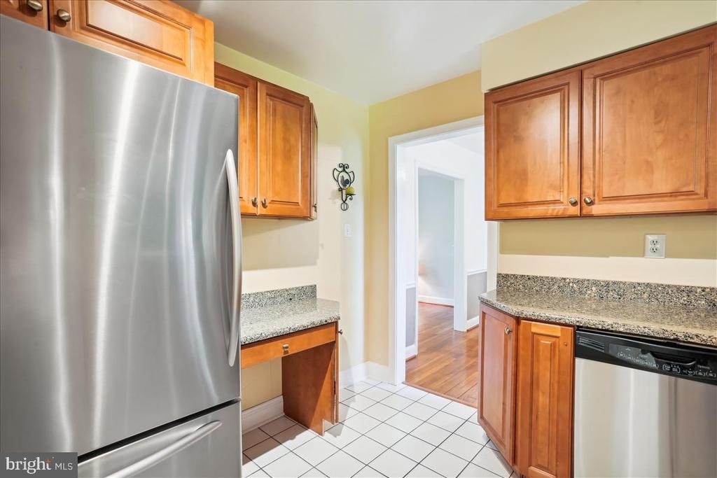 1806 Arcola Avenue - Photo 6