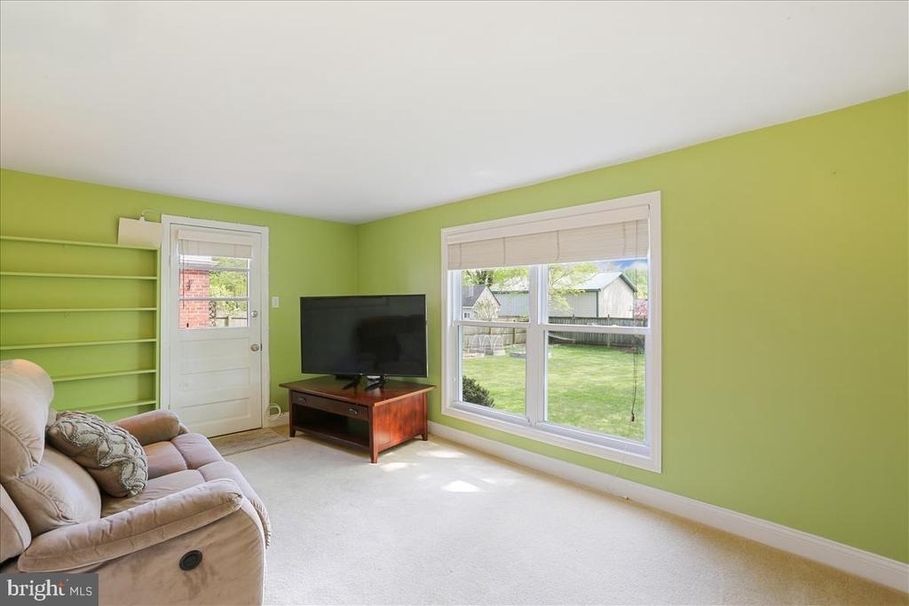 1806 Arcola Avenue - Photo 11