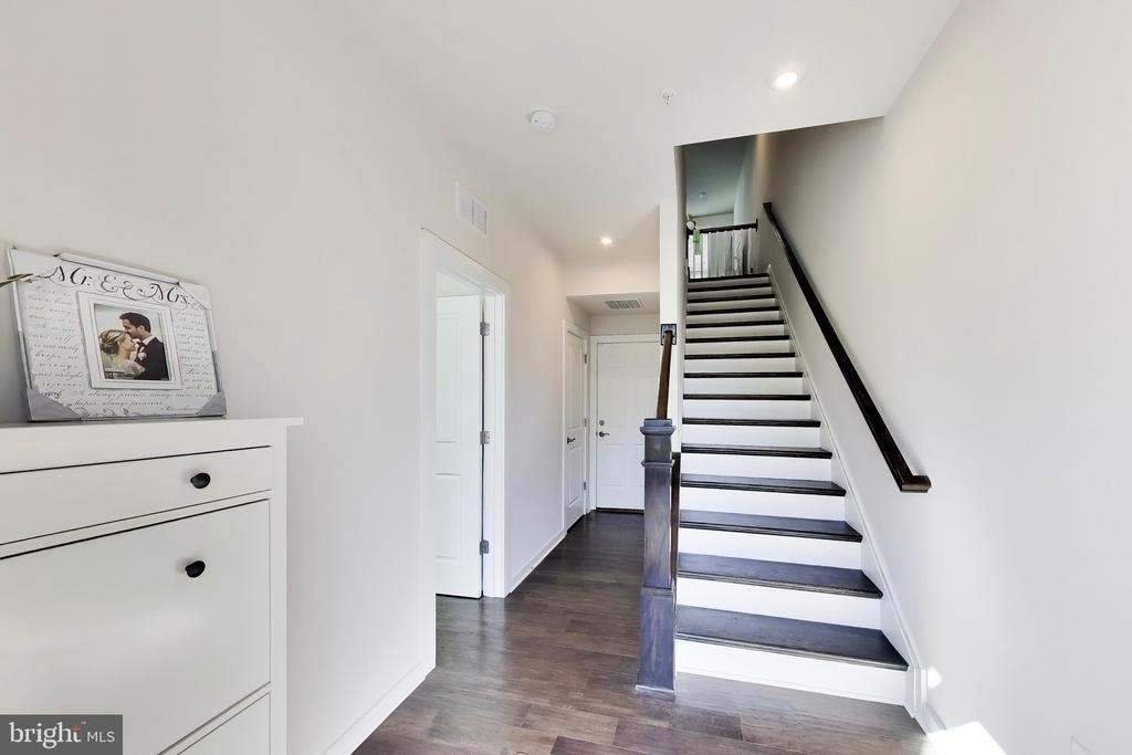 16212 Bushwick Place - Photo 2