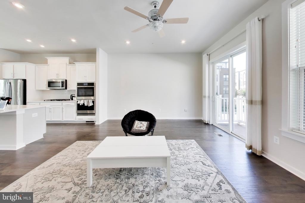 16212 Bushwick Place - Photo 9