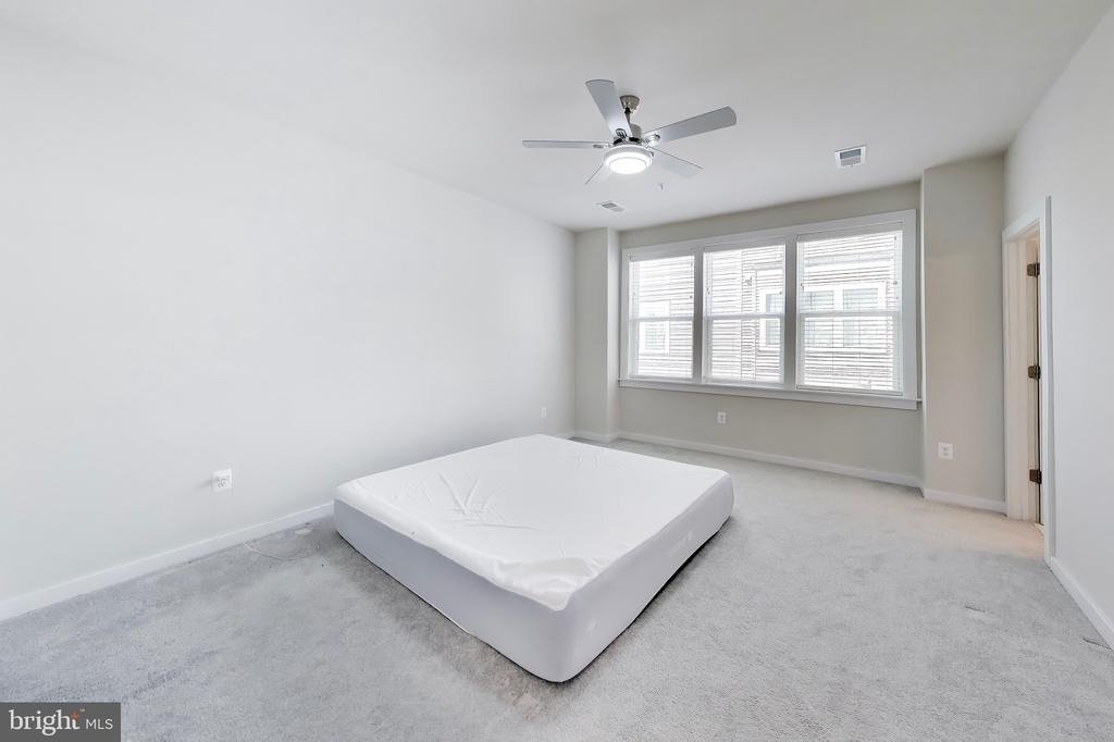 16212 Bushwick Place - Photo 18