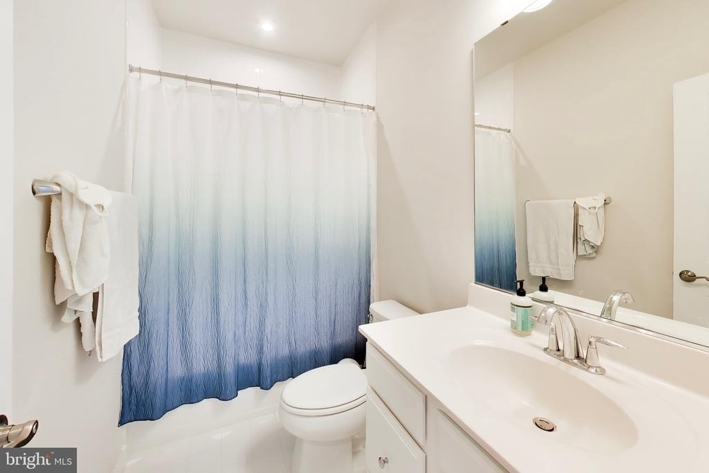 16212 Bushwick Place - Photo 22