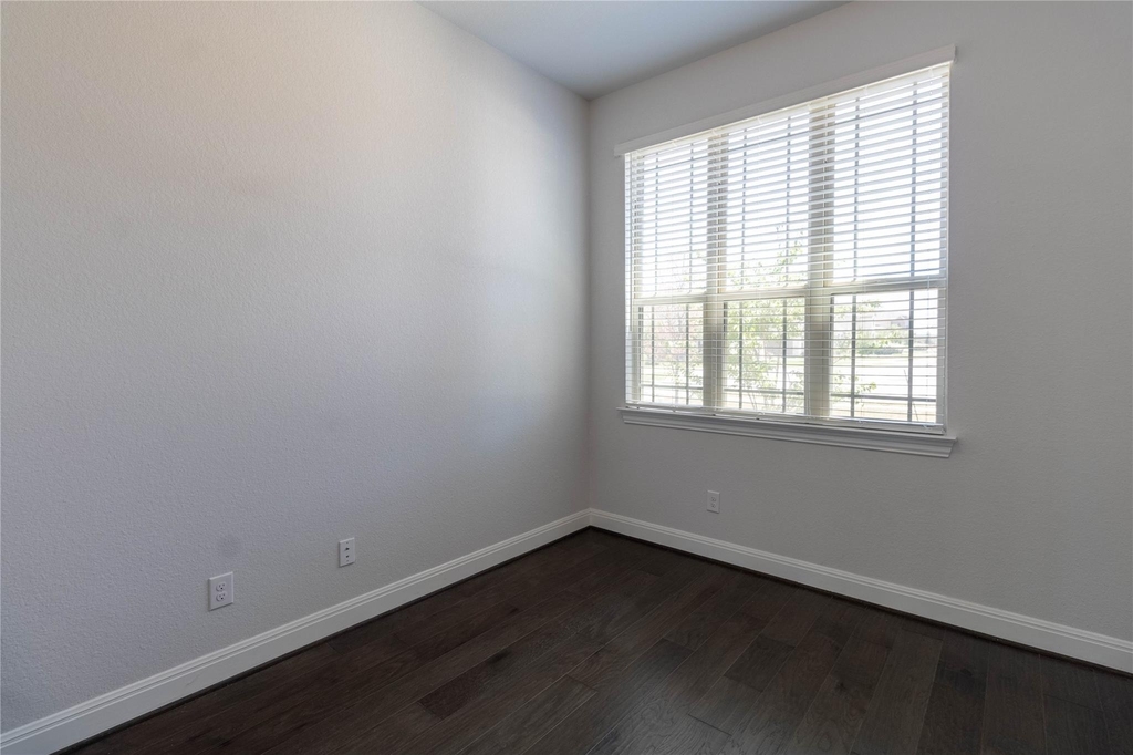 19337 Pilton Dr - Photo 6