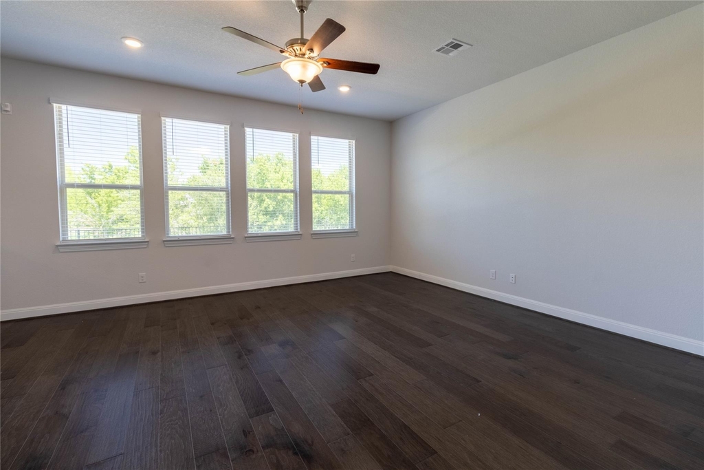 19337 Pilton Dr - Photo 10