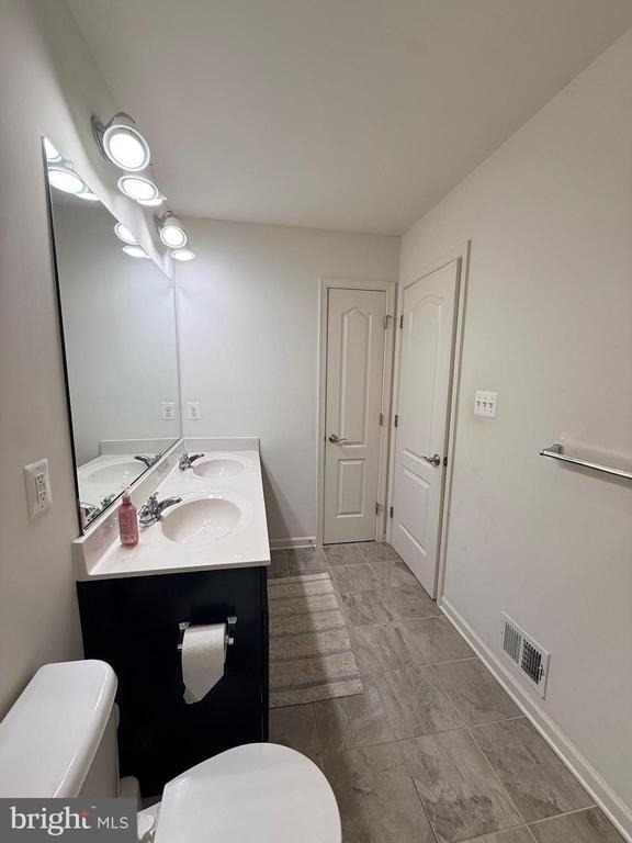 7930 John Galt Way - Photo 4