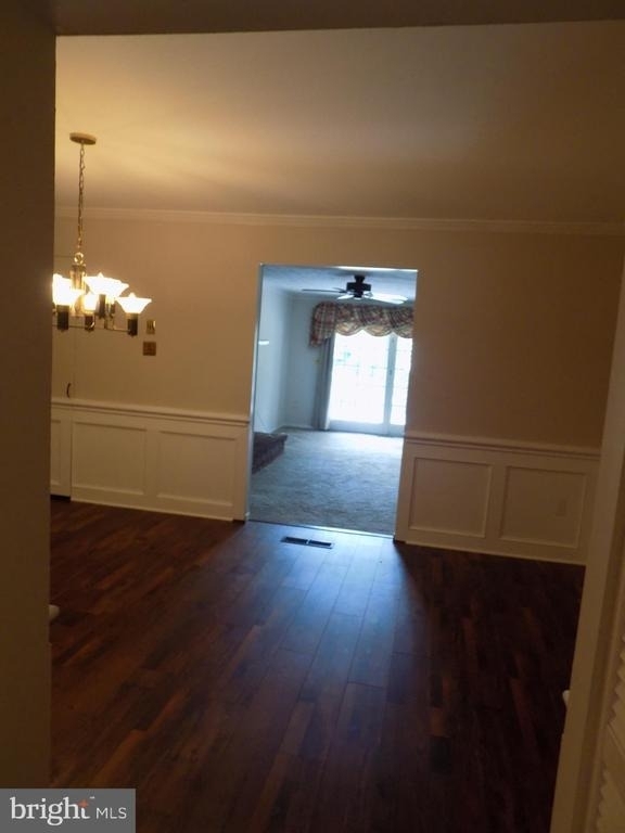 702 Towne Center Drive - Photo 17