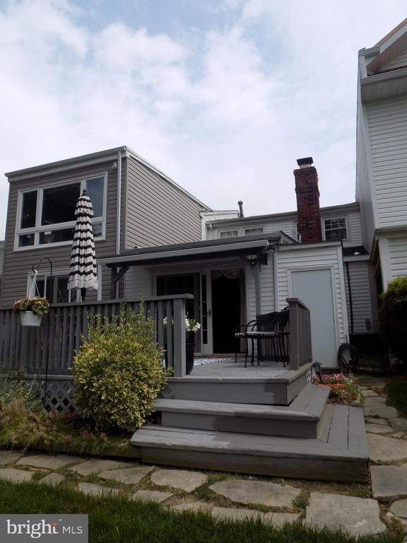 702 Towne Center Drive - Photo 29