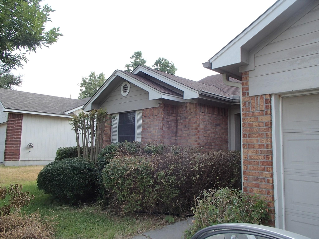 208 Juniper St - Photo 33