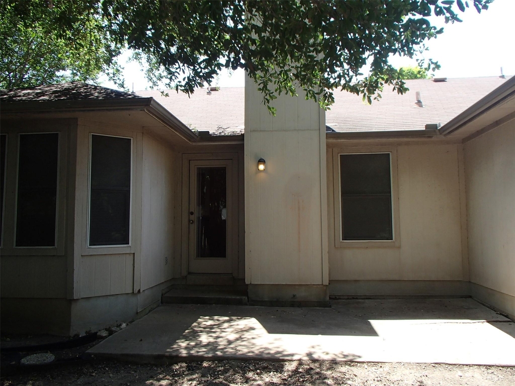 208 Juniper St - Photo 14