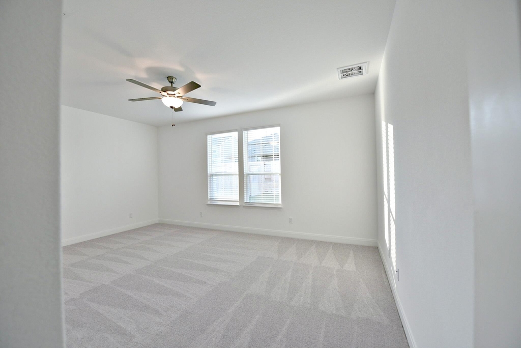 517 Scooter St - Photo 10