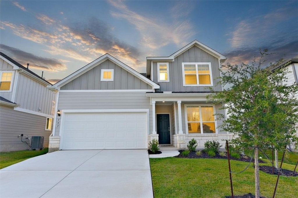 517 Scooter St - Photo 0