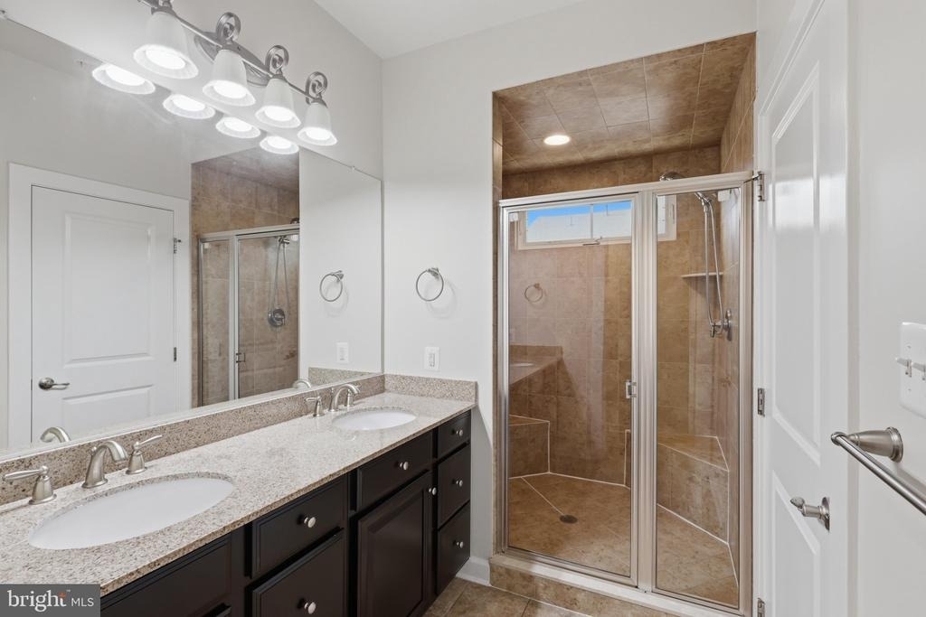 3589 Katherine Way - Photo 33