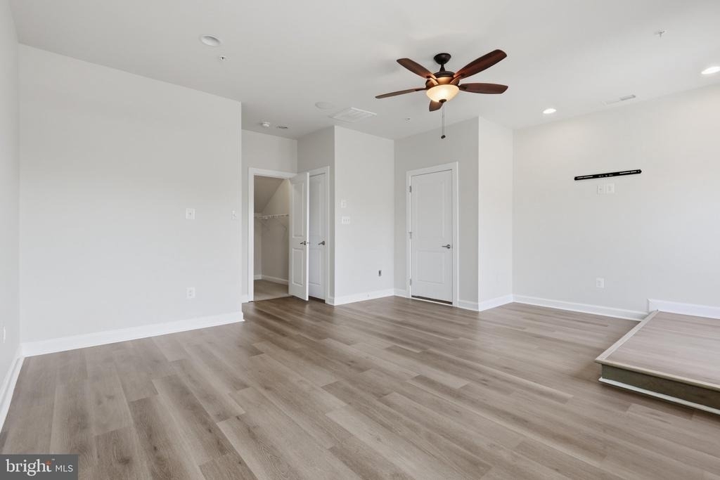 3589 Katherine Way - Photo 46