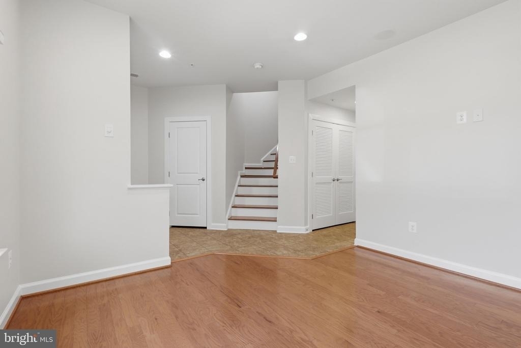 3589 Katherine Way - Photo 5