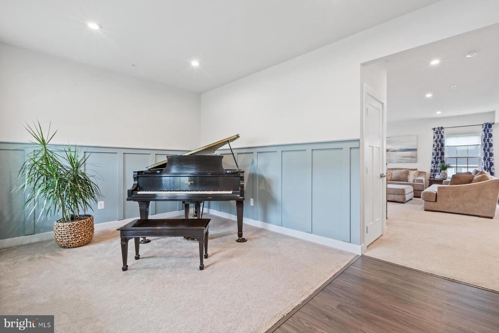 8378 Legacy Circle - Photo 2