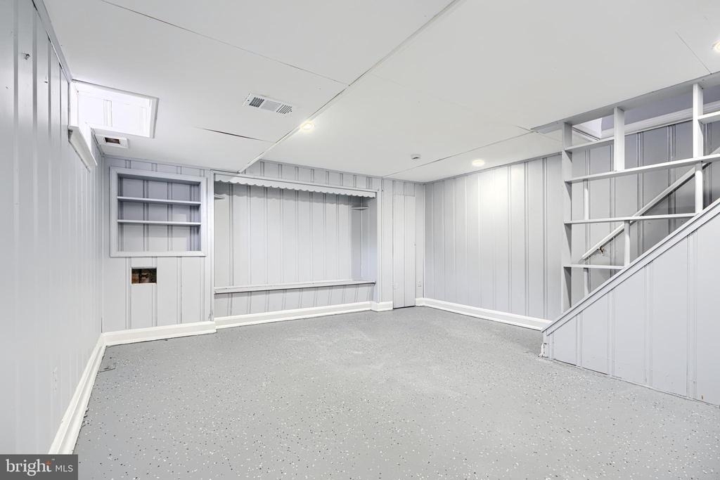 1902 Kelmore Road - Photo 16