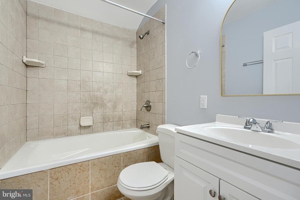 1902 Kelmore Road - Photo 14