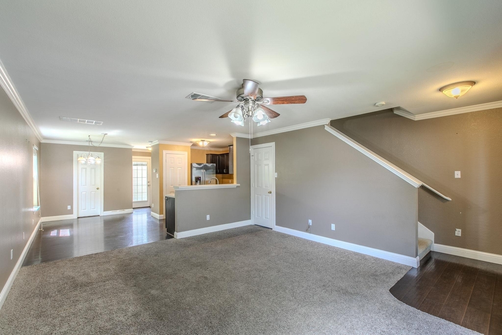 824 Palo Duro Dr - Photo 2