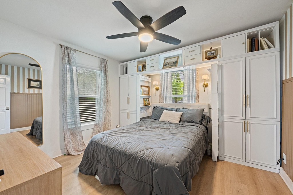 1103 Brass St - Photo 13