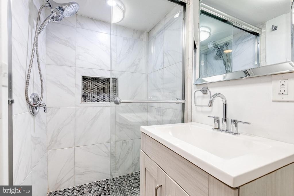 634 Wyeth Street - Photo 12