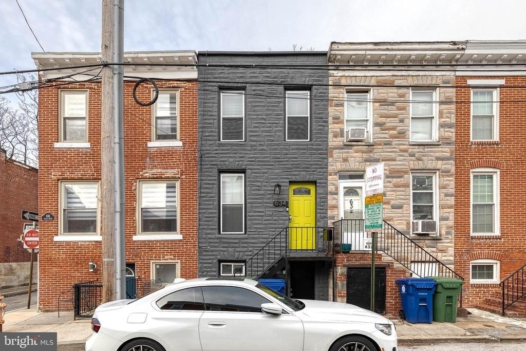 634 Wyeth Street - Photo 0
