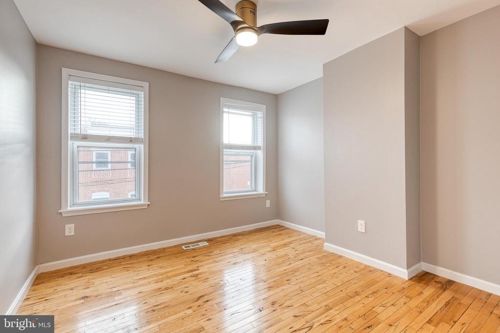 634 Wyeth Street - Photo 6