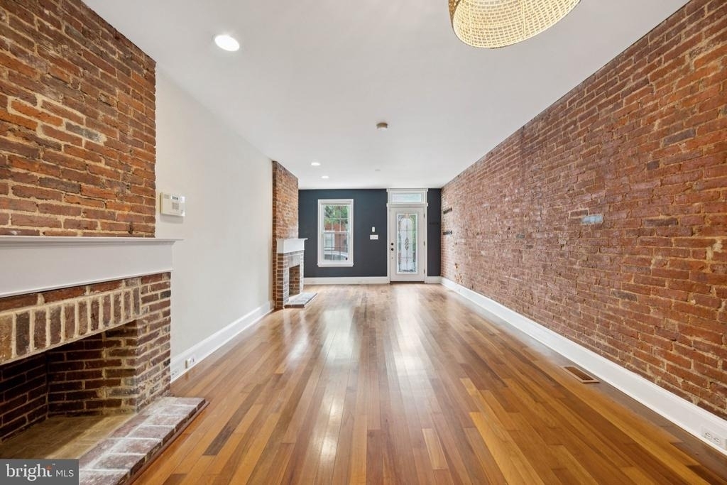 1814 E Pratt Street - Photo 3