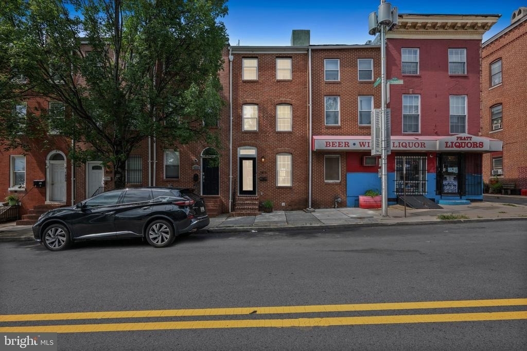 1814 E Pratt Street - Photo 1
