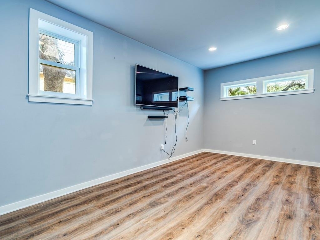 404 Almarion Dr - Photo 23