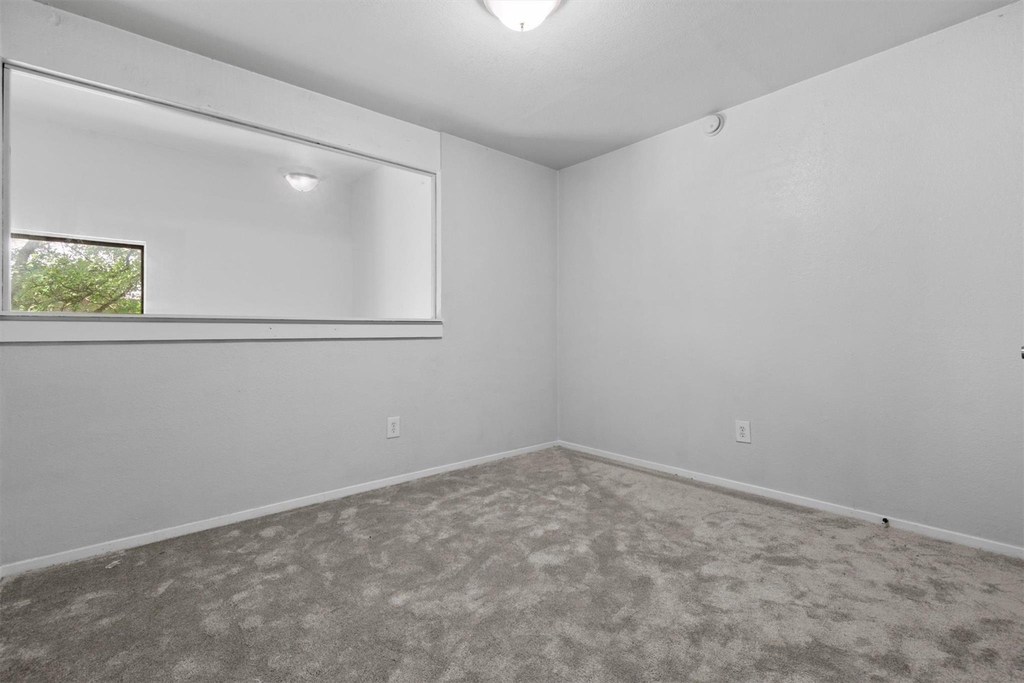 3627 Menchaca Rd - Photo 21