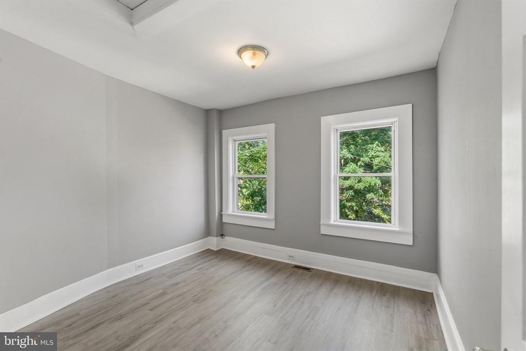 1711 Ashburton Street - Photo 18