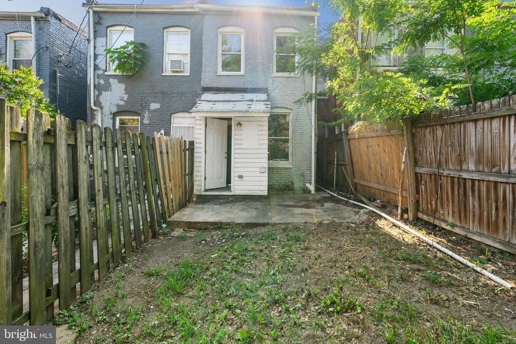 1711 Ashburton Street - Photo 26