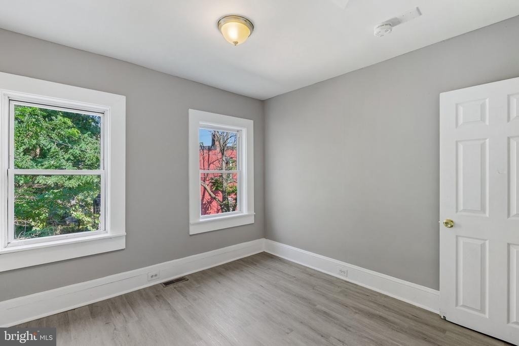 1711 Ashburton Street - Photo 19