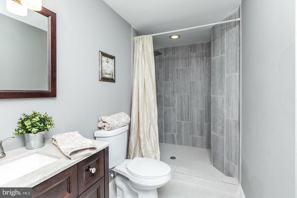 1505 Clarkson Street - Photo 18
