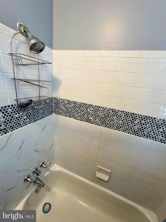 548 Radnor Avenue - Photo 29