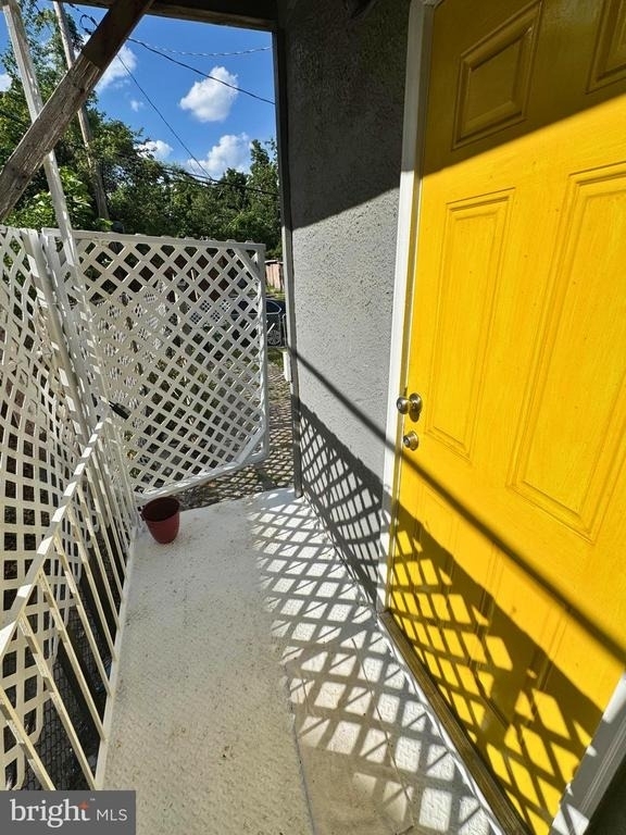548 Radnor Avenue - Photo 48