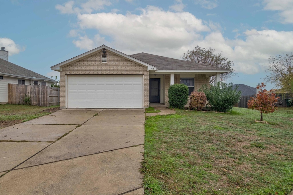 112 Ames Cv - Photo 0