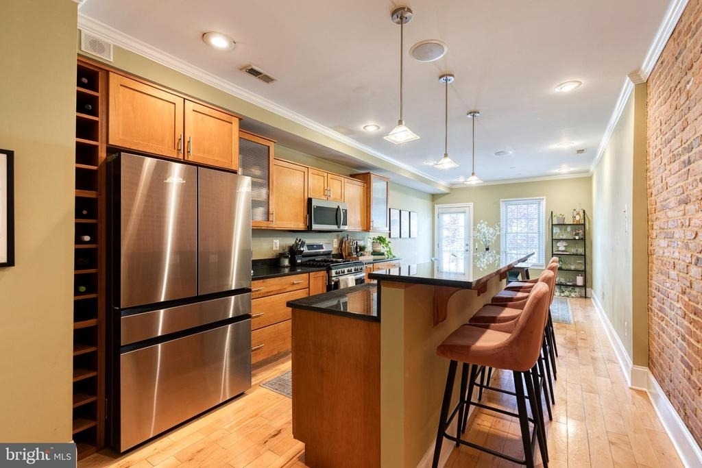 908 S Linwood Avenue - Photo 5