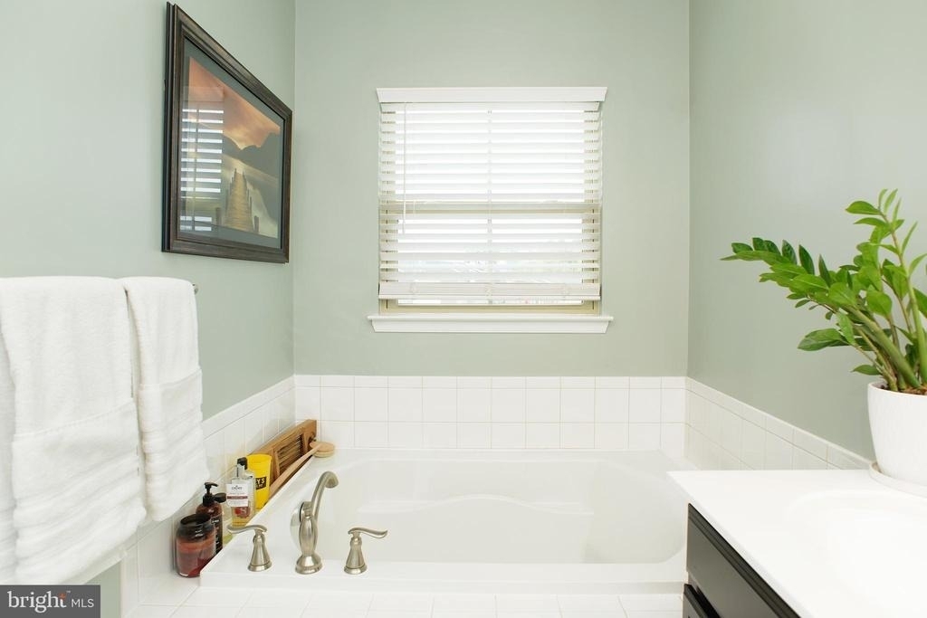 8268 Kippis Road - Photo 21