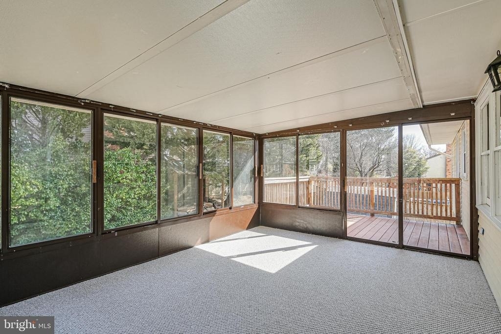 510 Retford Drive - Photo 10