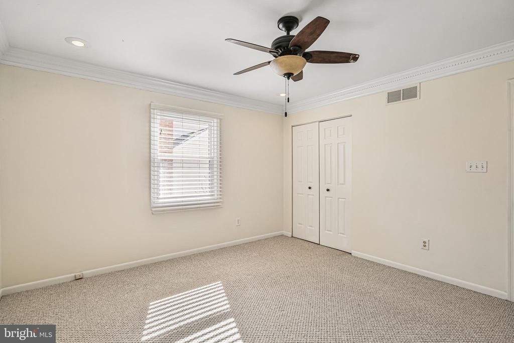 510 Retford Drive - Photo 15