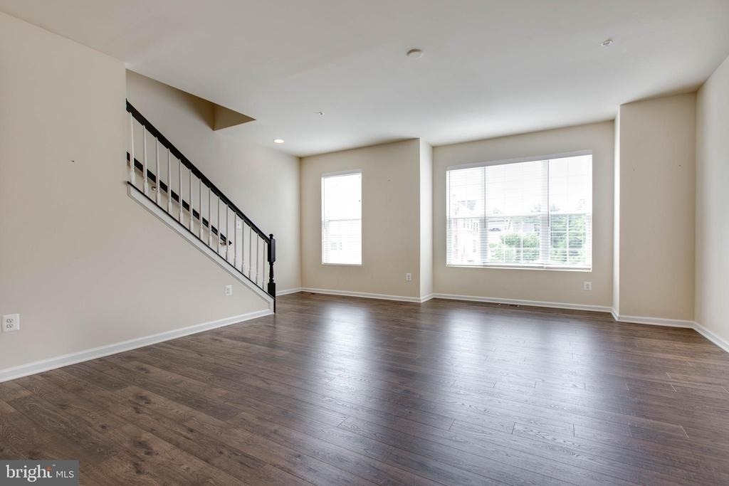 1022 Linden Drive - Photo 8