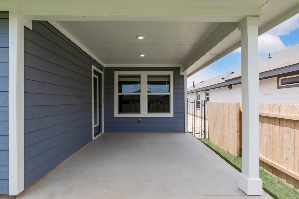 4905 Hazelnut Ln - Photo 32