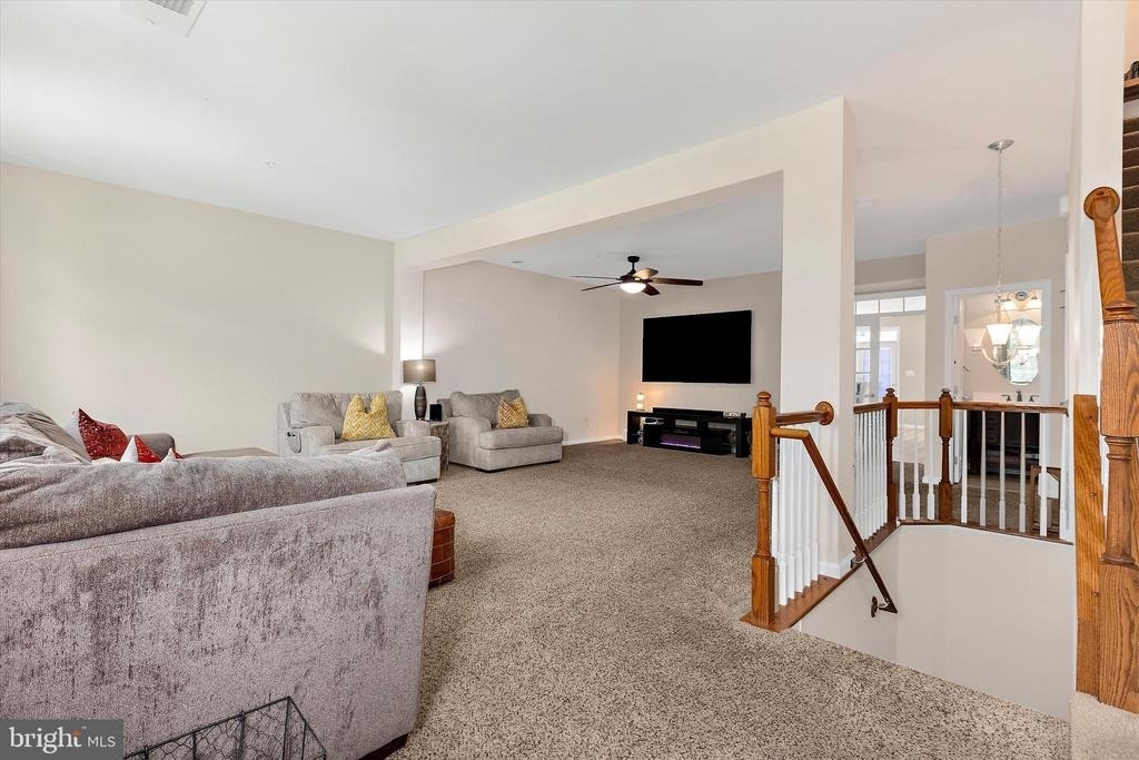 364 Chessington Drive - Photo 7