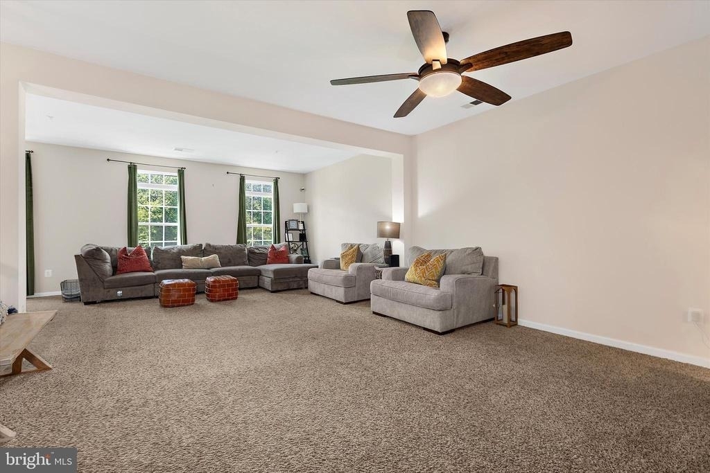 364 Chessington Drive - Photo 4